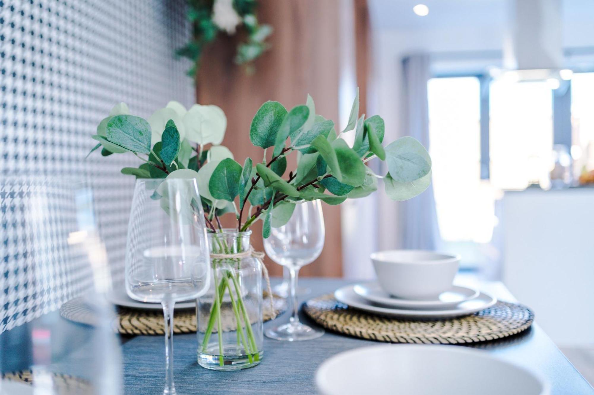 Rest&Recharge At Waterway House Villa Manchester Buitenkant foto